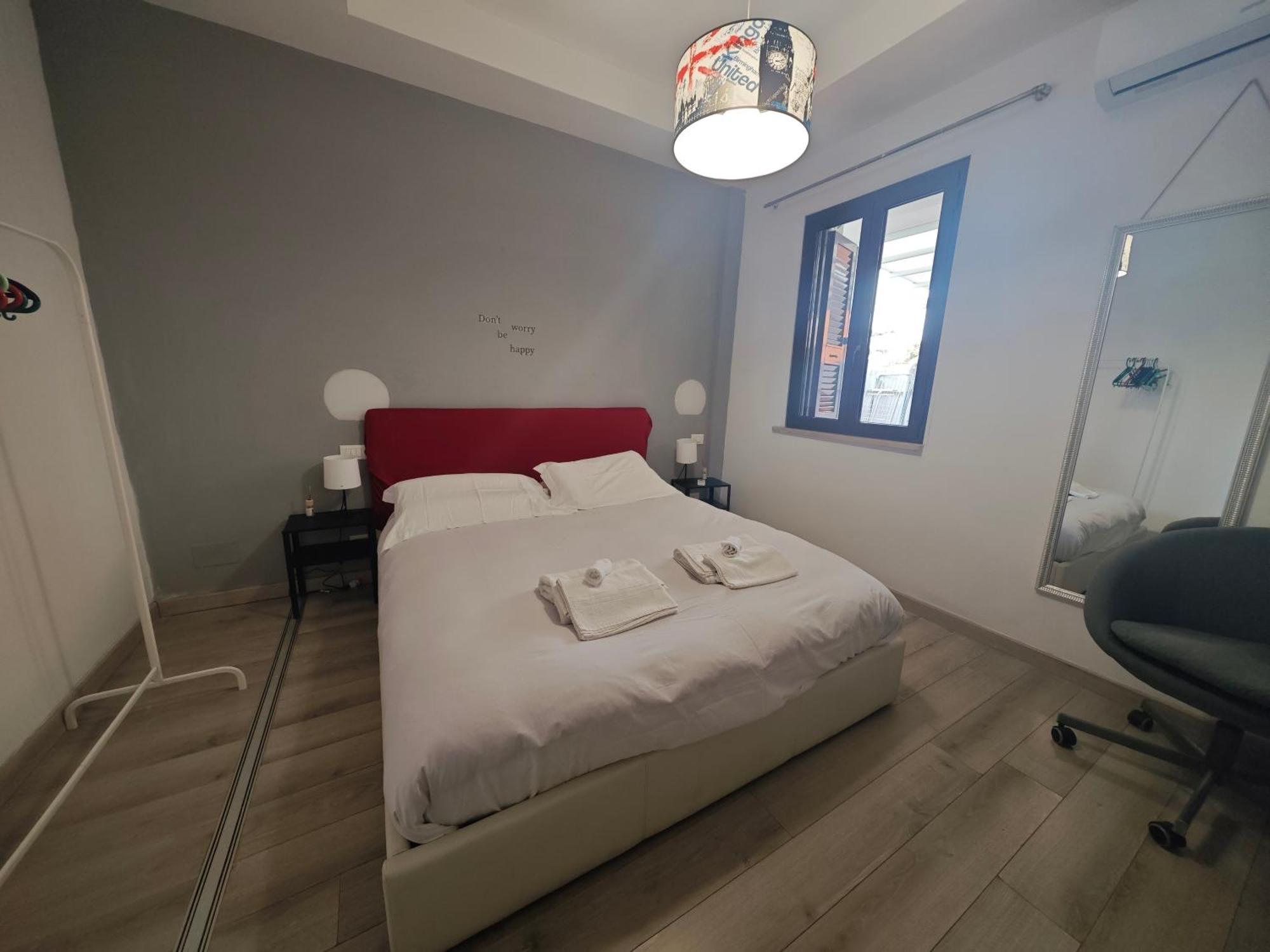 Clara's Con Ingresso Indipendente Rom